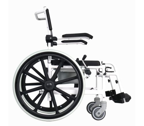 MultiMotion Douche-/toiletstoel met 24" wielen. (zijaanzicht)