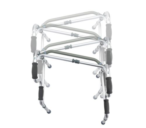 MultiMotion Looprek met sta-op en loopfunctie (illustratie van hoe de meebewegende loopfunctie werkt)