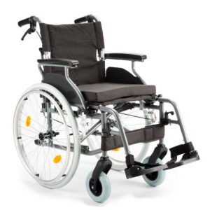 MultiMotion M5 rolstoel - 50 cm zitbreedte (vooraanzicht)
