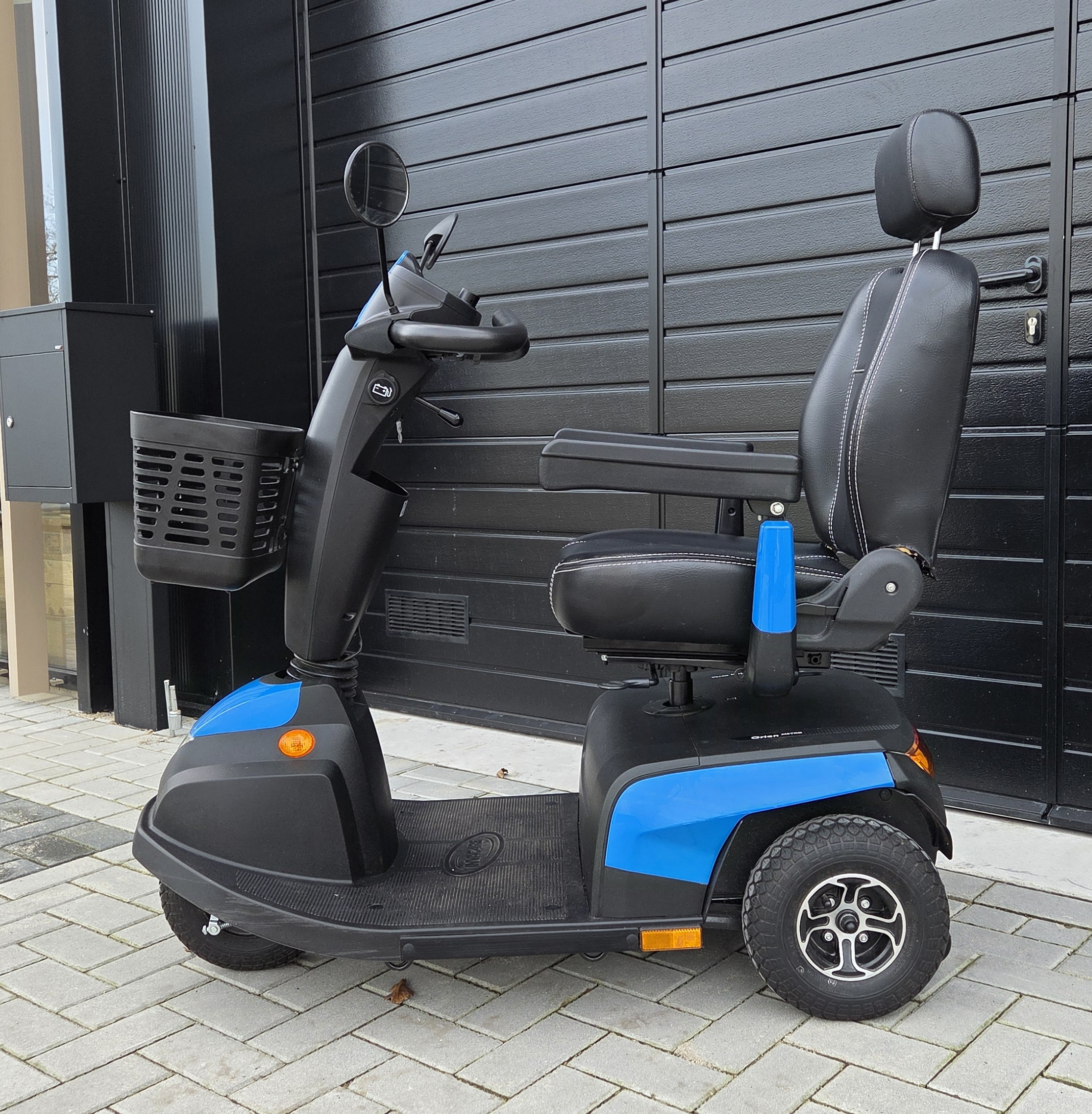 Scootmobiel Invacare Orion Metro 3 - Blauw - 12km/u