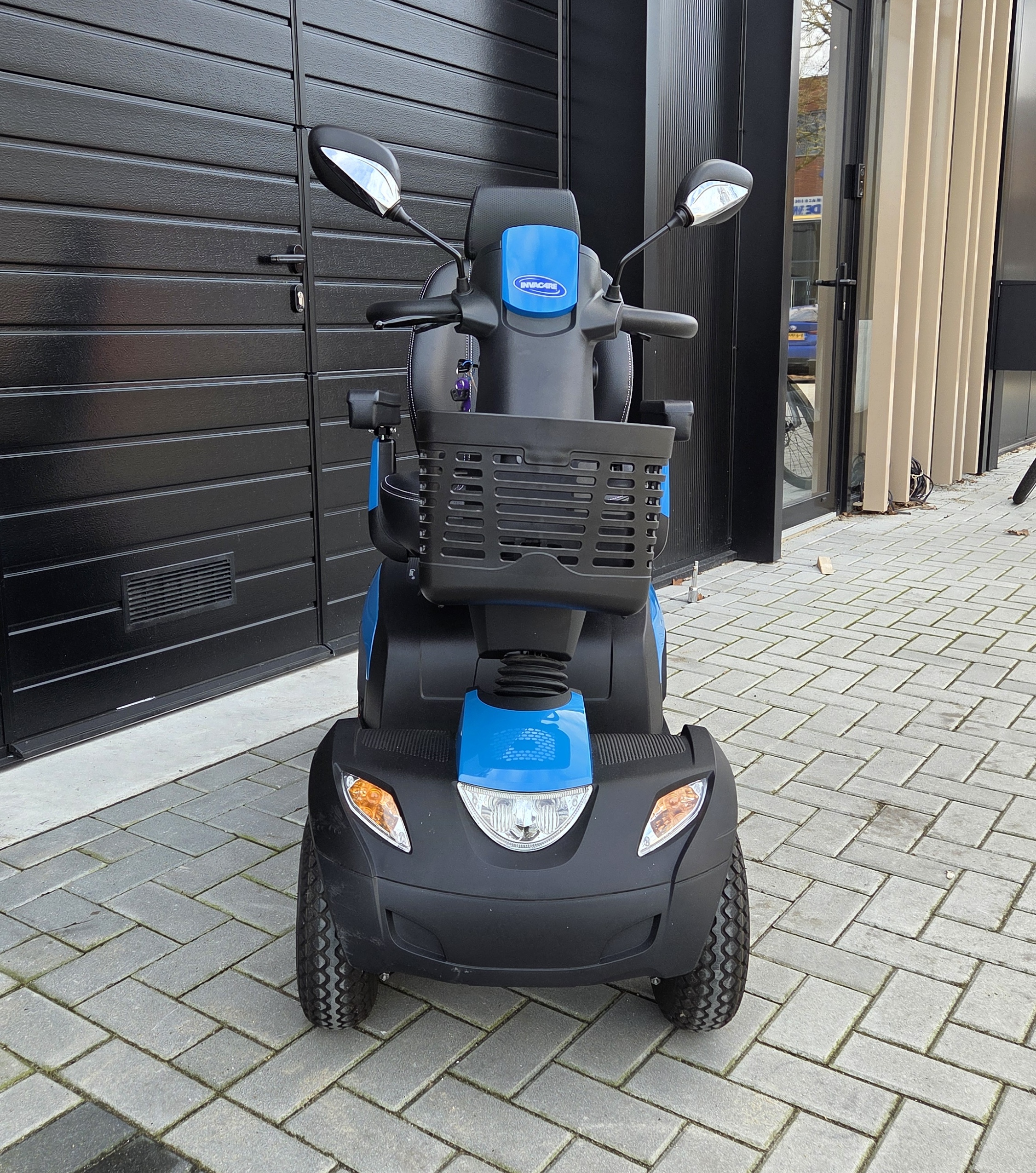 Scootmobiel Invacare Comet Pro - 4 wiel - Blauw - 15km/u - Afbeelding 2
