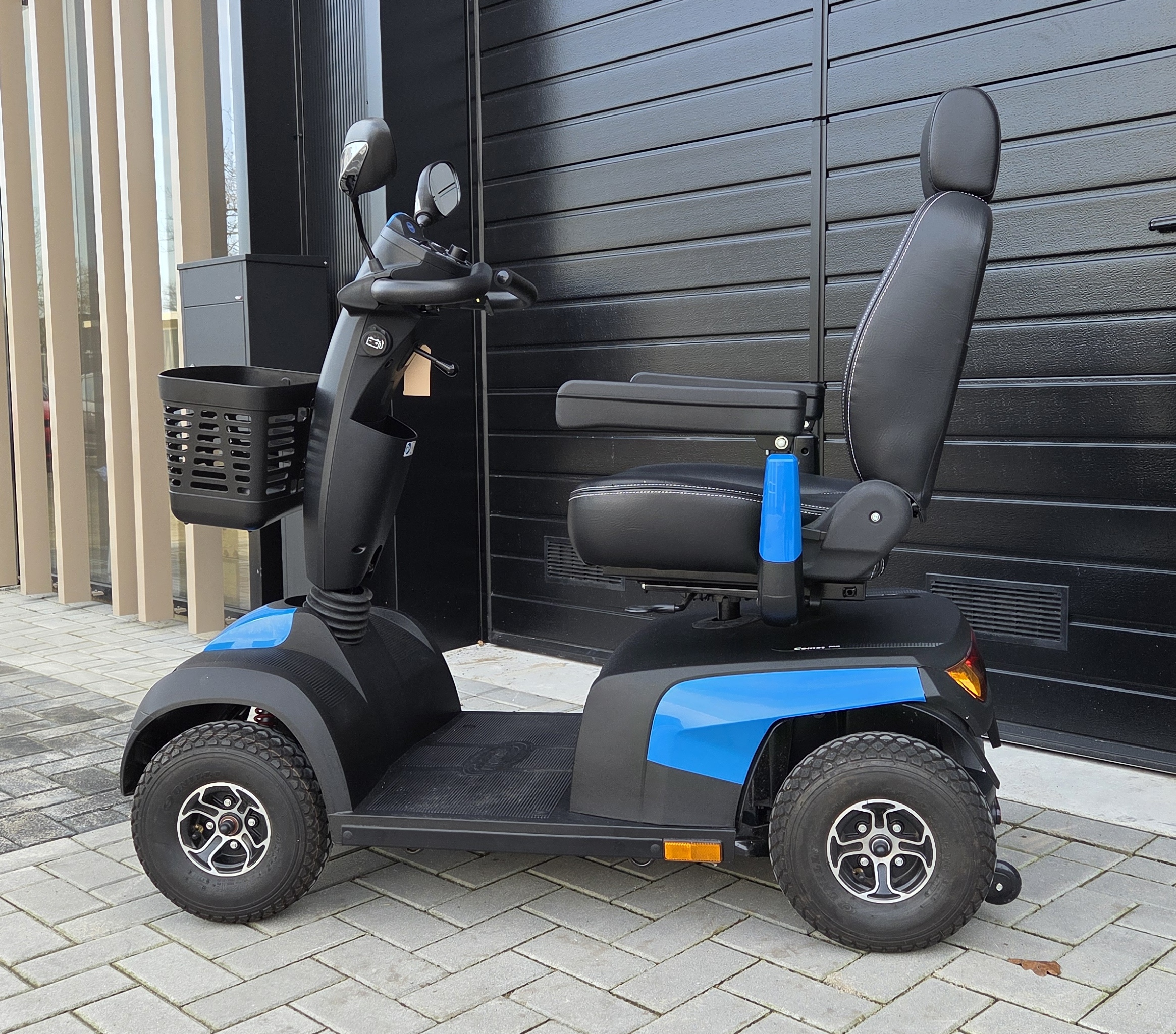 Scootmobiel Invacare Comet Pro - 4 wiel - Blauw - 15km/u - Afbeelding 3