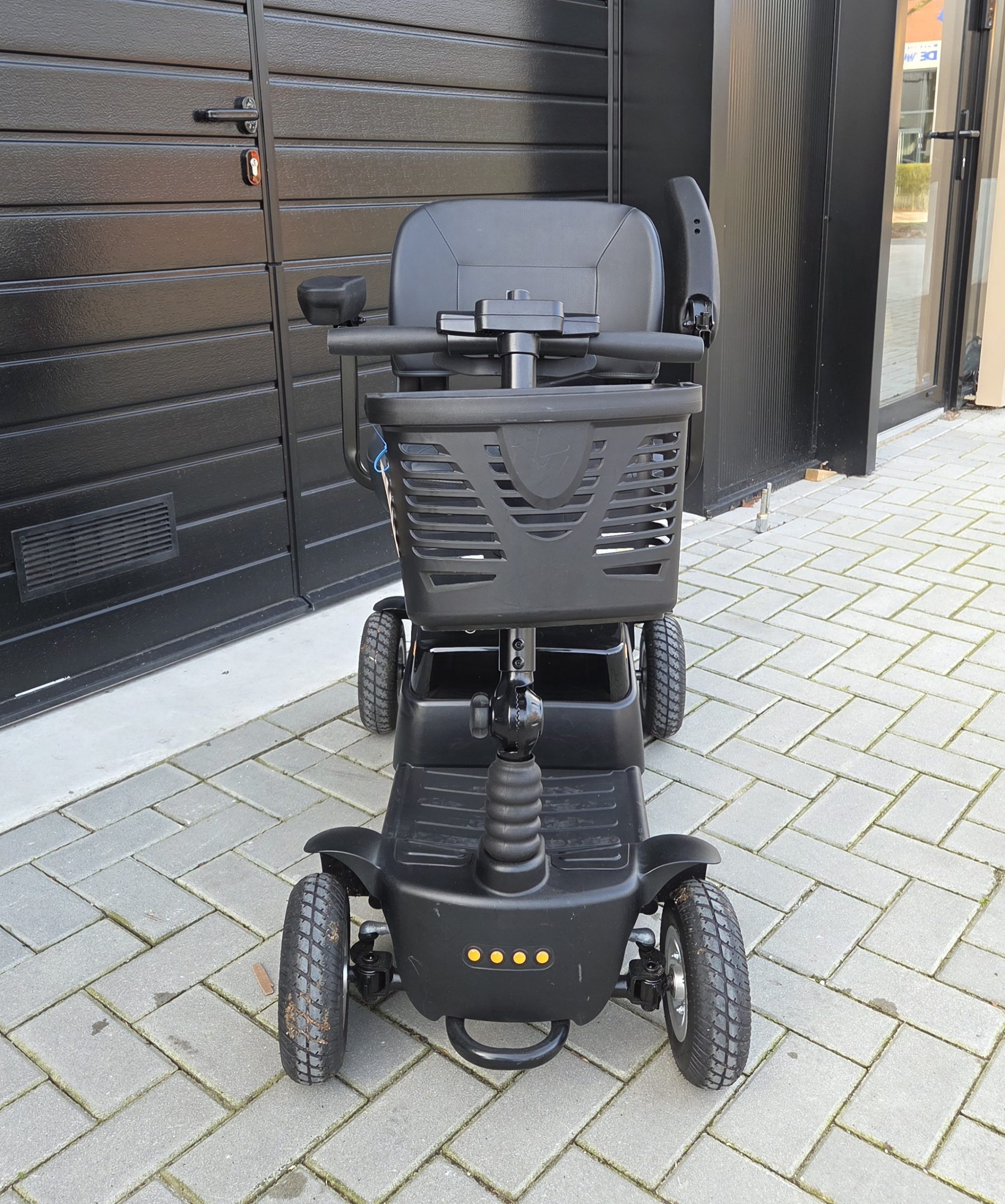 Life & Mobility Vivo - Demontabele Scootmobiel - 8 km/h - Zwart - Afbeelding 3