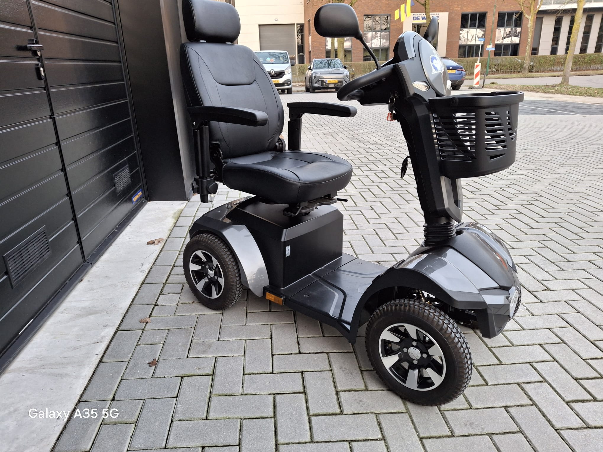 Scootmobiel Vermeiren Mercurius 4D - 15km/u - Grijs - Afbeelding 2