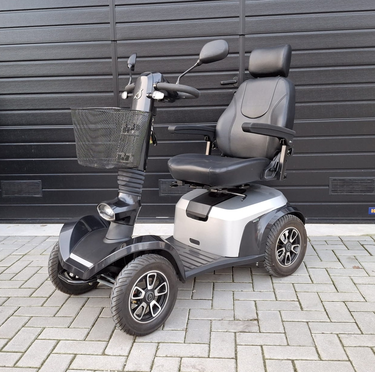 Scootmobiel Life & Mobility Presto - Grijs- 15km/u