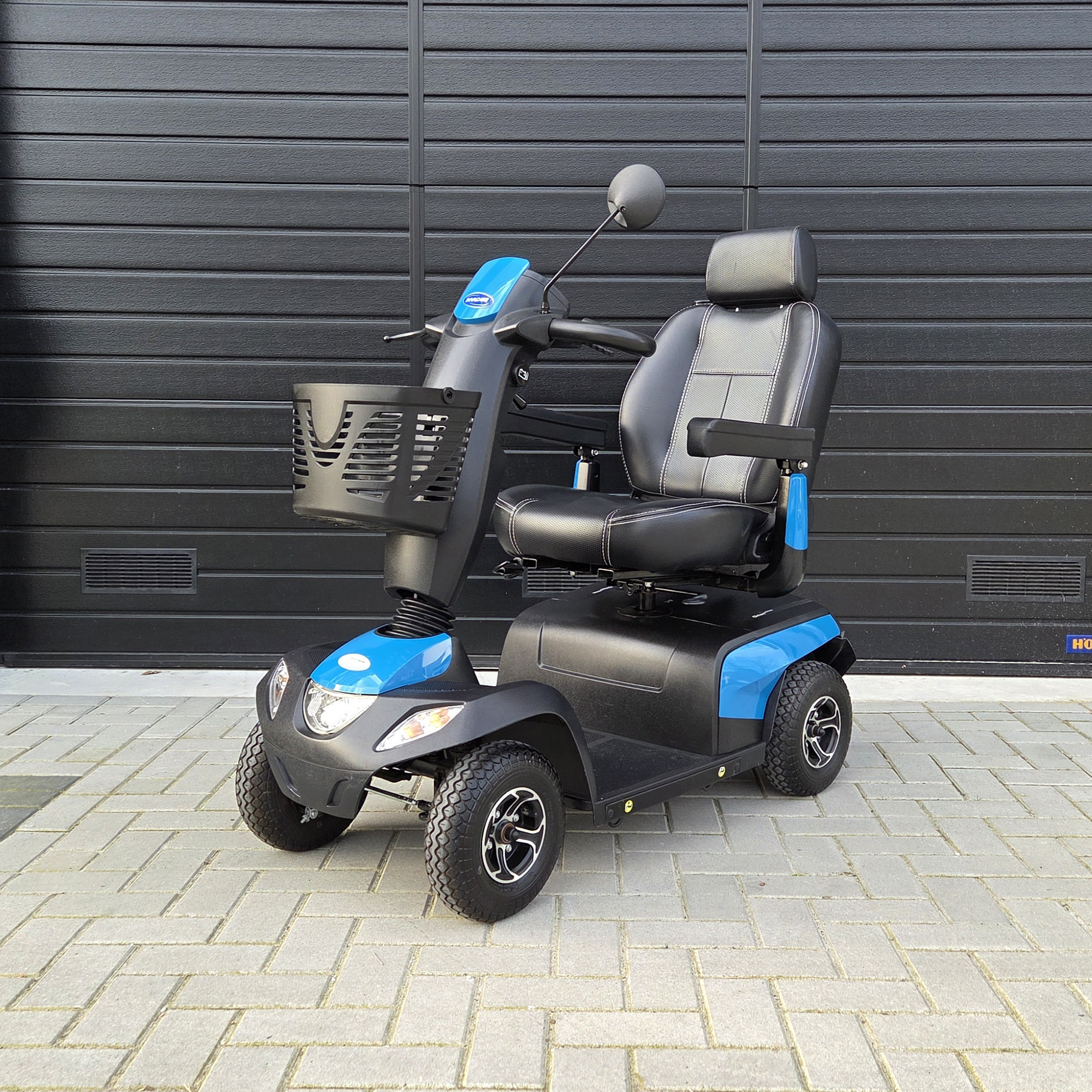 Invacare Orion Metro 4 - Blauw - 15km/u